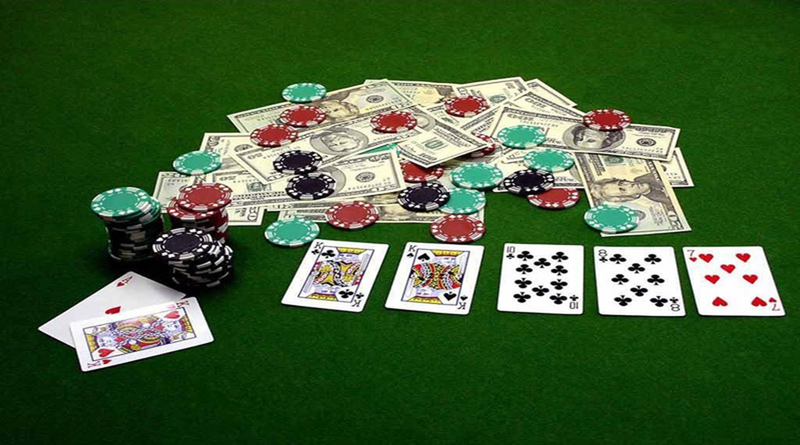 The Oasis Poker Online Slot Demo Game by GamesOSCTXM